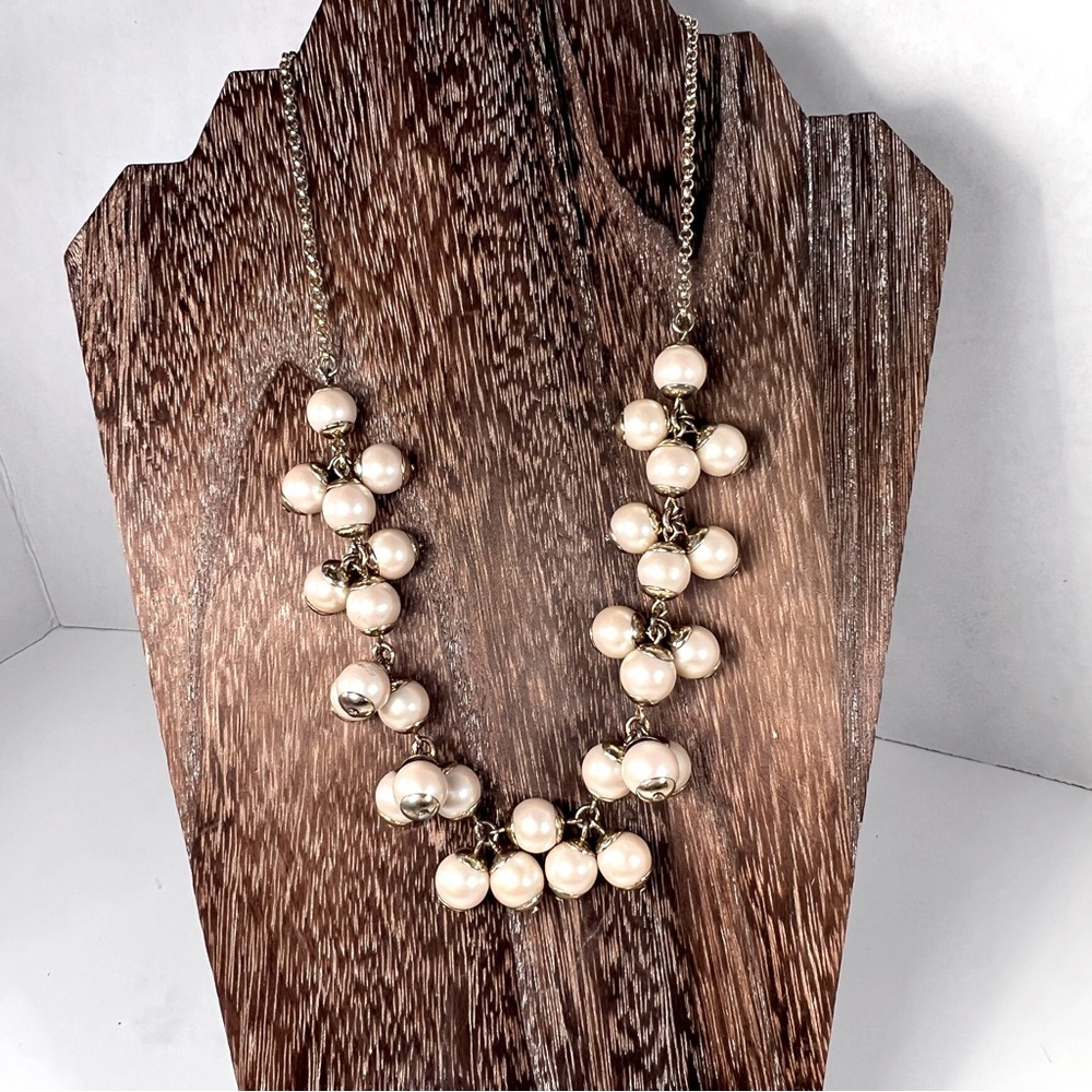 J. Crew Gold Tone Faux Pearl Cluster Bauble Necklace 18”